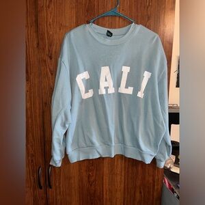 Wild fable size medium crew neck